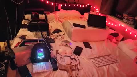 mac1119 online show from 9, 5, 2026