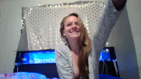 maceyloves online show from 1, 5, 2026
