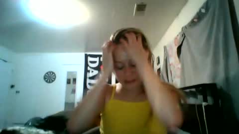 Snapshot of maceyloves chatting on 19, 6, 2026 maceyloves online show from 19, 6, 2026
