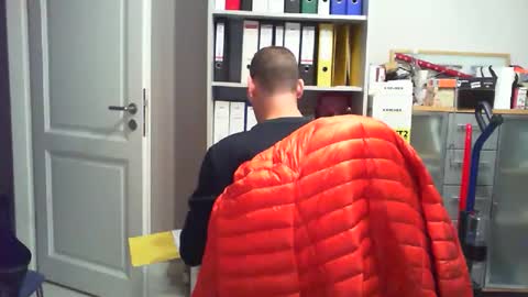 macfly67 online show from 6, 1, 2026