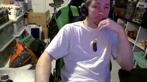 Snapshot of macgargan69 chatting on 6, 3, 2026 macgargan69 online show from 6, 3, 2026