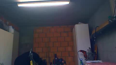 Snapshot of machinegun3dx chatting on 4, 2, 2026 Andy online show from 4, 2, 2026