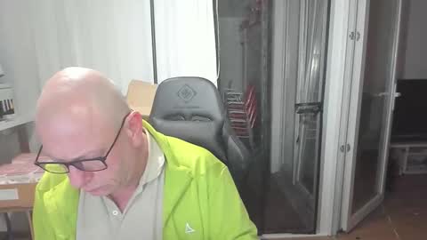 Snapshot of machinegun3dx chatting on 15, 2, 2026 Andy online show from 15, 2, 2026