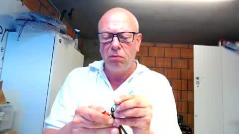 Snapshot of machinegun3dx chatting on 21, 6, 2026 Andy online show from 21, 6, 2026