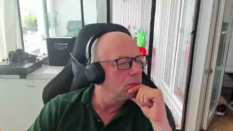 Snapshot of machinegun3dx chatting on 30, 6, 2026 Andy online show from 30, 6, 2026
