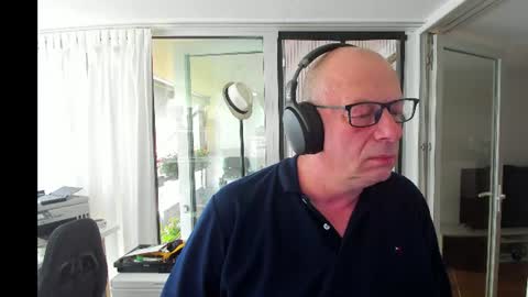 Snapshot of machinegun3dx chatting on 11, 7, 2026 Andy online show from 11, 7, 2026