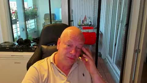 Snapshot of machinegun3dx chatting on 14, 7, 2026 Andy online show from 14, 7, 2026