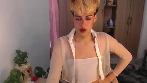 Snapshot of machissex chatting on 22, 12, 2024 machissex online show from 22, 12, 2024