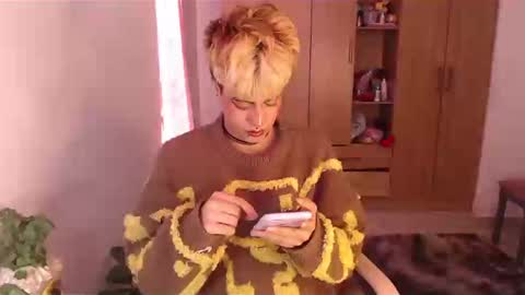 Snapshot of machissex chatting on 23, 12, 2024 machissex online show from 23, 12, 2024