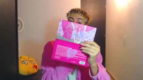 Snapshot of machissex chatting on 22, 2, 2025 machissex online show from 22, 2, 2025