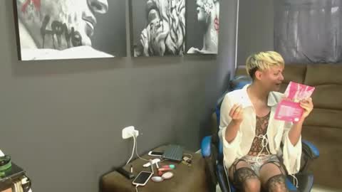 Snapshot of machissex chatting on 22, 9, 2025 machissex online show from 22, 9, 2025