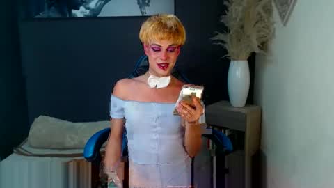 Snapshot of machissex chatting on 14, 11, 2025 machissex online show from 14, 11, 2025