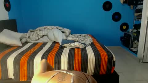 Snapshot of machissex chatting on 25, 11, 2025 machissex online show from 25, 11, 2025