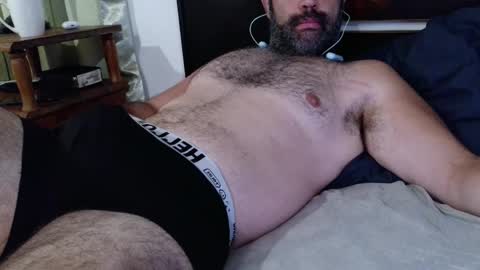 Snapshot of machoathome chatting on 2, 4, 2026 machoathome online show from 2, 4, 2026