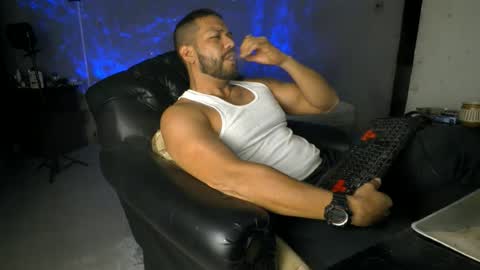 Snapshot of machohandsome chatting on 14, 7, 2026 Javier papichulo master how do you want online show from 14, 7, 2026