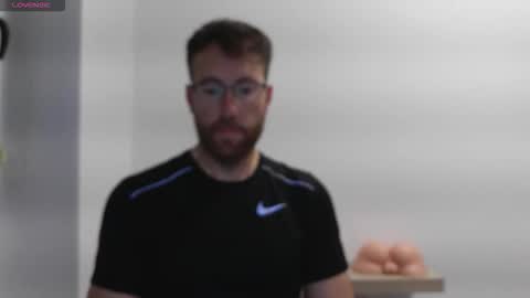 Snapshot of machohiberiko chatting on 16, 10, 2025 Jota online show from 16, 10, 2025