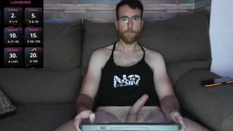 Snapshot of machohiberiko chatting on 17, 10, 2025 Jota online show from 17, 10, 2025