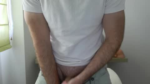 Snapshot of machohiberiko chatting on 19, 10, 2025 Jota online show from 19, 10, 2025