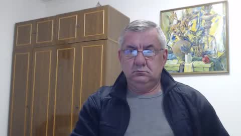 Macho online show from 2, 1, 2025