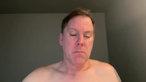 Snapshot of macjac2016 chatting on 19, 1, 2025 xStraightEdgex online show from 19, 1, 2025