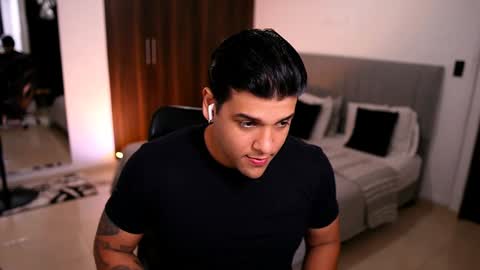 Snapshot of mack_demon chatting on 15, 12, 2024 Mack online show from 15, 12, 2024