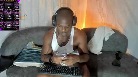 MACKBIG DICK im a damn dominant I like ATMs INSTAGRAM Edwinaragonc online show from 20, 5, 2026