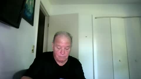 Snapshot of mackdocc001 chatting on 16, 4, 2026 mackdocc001 online show from 16, 4, 2026