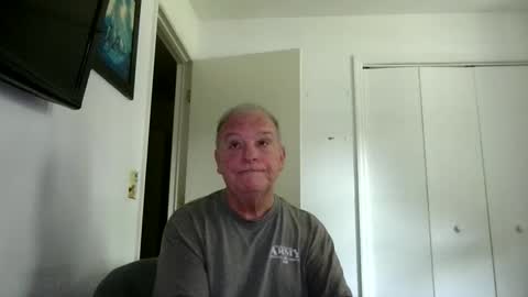 Snapshot of mackdocc001 chatting on 18, 4, 2026 mackdocc001 online show from 18, 4, 2026