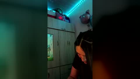Snapshot of mackenzie_girls chatting on 13, 6, 2026 Linda Cataleya - funny weed money online show from 13, 6, 2026