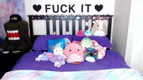 Mackenzie Wolfe online show from 21, 12, 2024