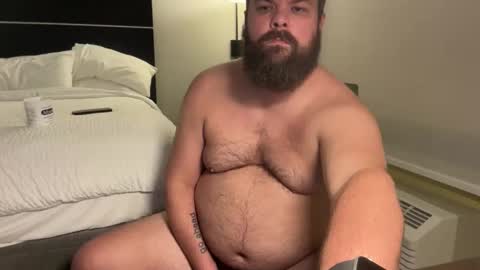 Snapshot of macrackin33 chatting on 13, 11, 2025 macrackin33 online show from 13, 11, 2025