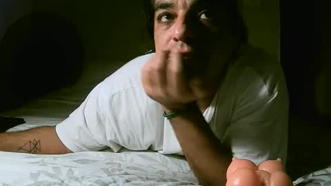 Snapshot of mad_masturbador_45 chatting on 16, 11, 2025 Cris B online show from 16, 11, 2025