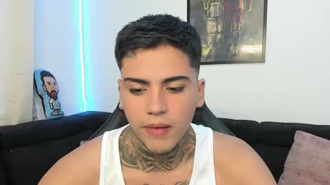 Snapshot of mad_maxxx1 chatting on 19, 1, 2025 max online show from 19, 1, 2025