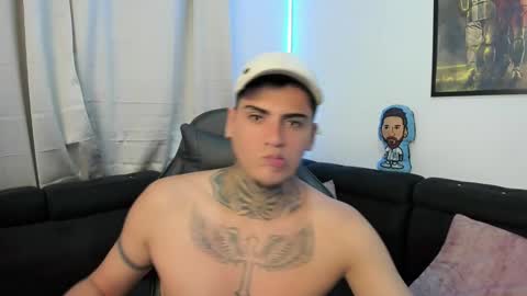 Snapshot of mad_maxxx1 chatting on 15, 2, 2025 max online show from 15, 2, 2025