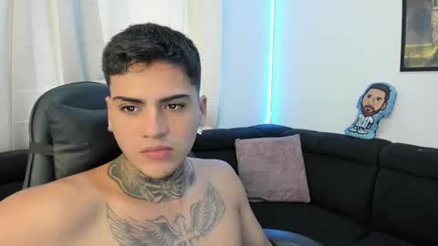 Snapshot of mad_maxxx1 chatting on 23, 2, 2025 max online show from 23, 2, 2025