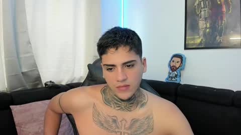 Snapshot of mad_maxxx1 chatting on 27, 2, 2025 max online show from 27, 2, 2025