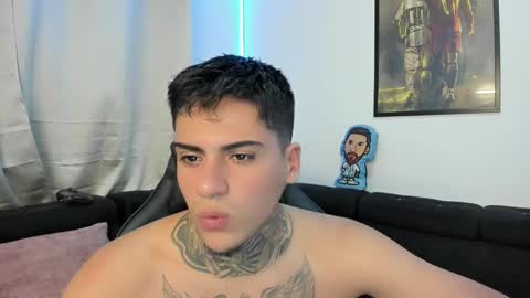 Snapshot of mad_maxxx1 chatting on 27, 2, 2025 max online show from 27, 2, 2025