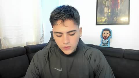 Snapshot of mad_maxxx1 chatting on 8, 3, 2025 max online show from 8, 3, 2025