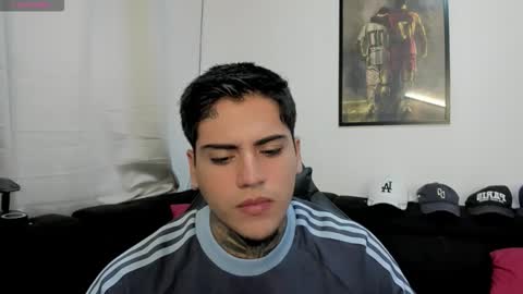 Snapshot of mad_maxxx1 chatting on 22, 10, 2025 max online show from 22, 10, 2025