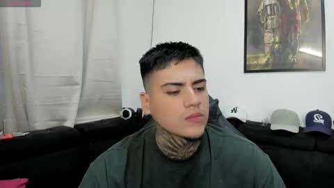 Snapshot of mad_maxxx1 chatting on 29, 10, 2025 max online show from 29, 10, 2025