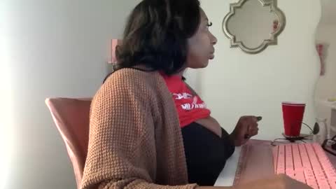 madam_glam online show from 13, 3, 2026