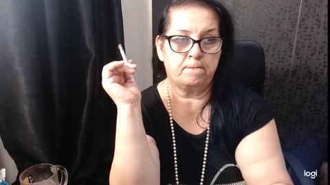 Snapshot of madam_sanjanne chatting on 30, 9, 2025 Madam Sanjanne online show from 30, 9, 2025