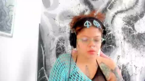 Snapshot of madam_sativa chatting on 30, 10, 2025 di online show from 30, 10, 2025