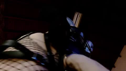 Snapshot of madame_ibby chatting on 13, 11, 2025 madame ibby online show from 13, 11, 2025