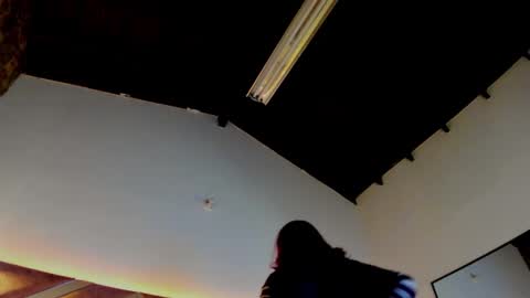 Snapshot of madame_ibby chatting on 17, 12, 2025 madame ibby online show from 17, 12, 2025