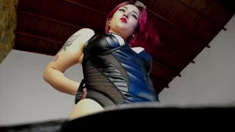 Snapshot of madame_ibby chatting on 17, 1, 2026 madame ibby online show from 17, 1, 2026