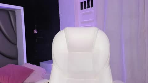  madame lilith  online show from 29, 12, 2024