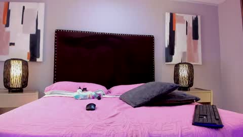 Madame online show from 8, 5, 2026