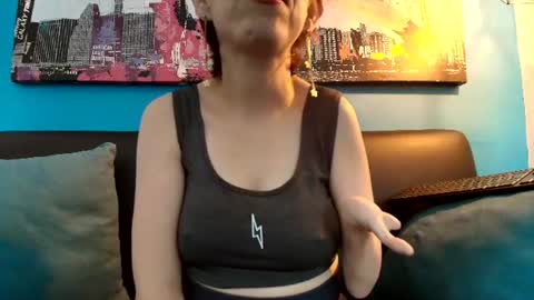 Snapshot of madame_mature1 chatting on 25, 6, 2026 Madame online show from 25, 6, 2026