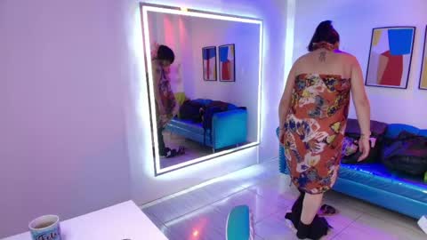 Madame Scarllet  online show from 7, 5, 2026